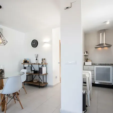 Apartment 9 Carrer Les Ameriques